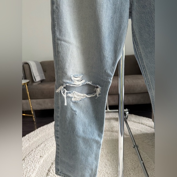 Agolde Riley High Rise Straight Crop Light Blue Distressed Jeans Size 28 - Picture 4 of 15